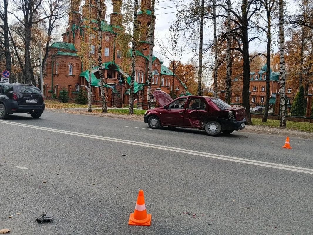 Устанавливаются обстоятельства ДТП в г. Йошкар-Оле