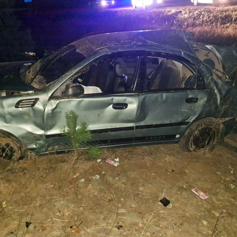 В Звениговском районе вчера, 14 октября, 17-летний подросток съехал на машине в кювет и опрокинулся В Звениговском районе вчера, 14 октября, 17-летний подросток съехал на машине в кювет и опрокинулся
