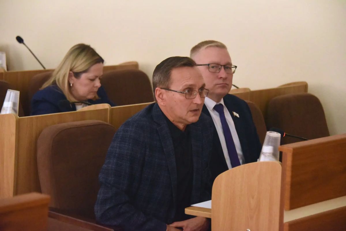 В рамках программы подготовки и проведения девятнадцатой сессии Государственного Собрания, которая откроется 22 октября, головные комитеты парламента продолжают обсуждение законопроектов и проектов постановлений... В рамках программы подготовки и проведения девятнадцатой сессии Государственного Собрания, которая откроется 22 октября, головные комитеты парламента продолжают обсуждение законопроектов и проектов постановлений...