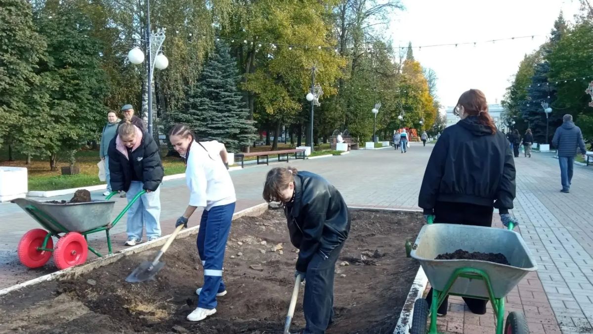 Парк культуры и отдыха в Йошкар-Оле приглашает на уборку