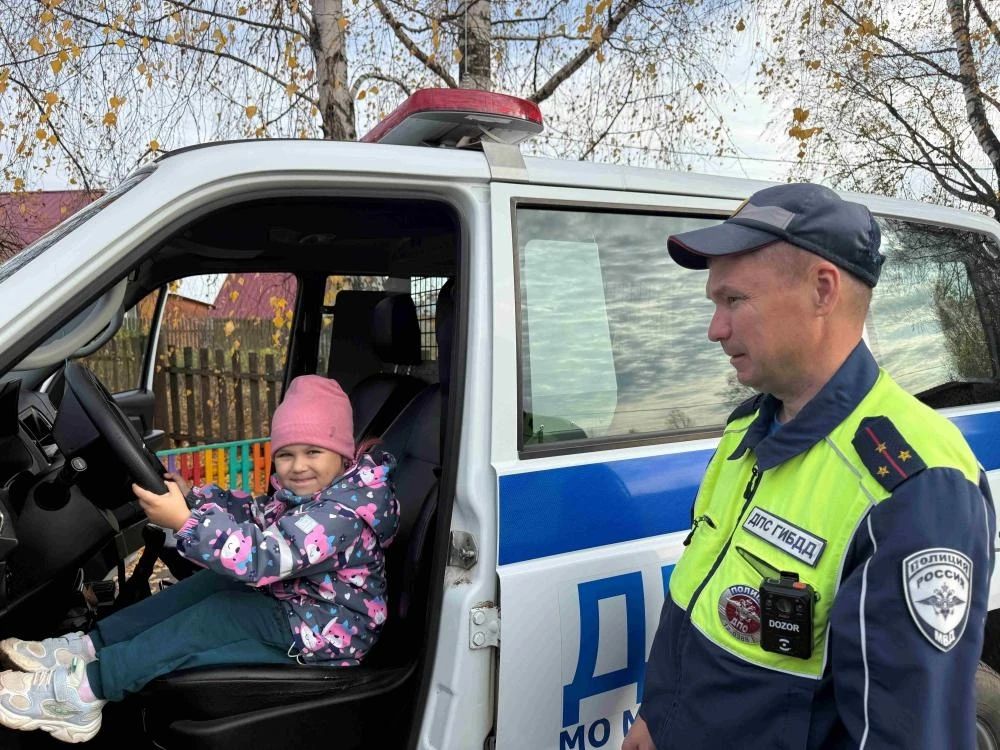 В Куженерском районе сотрудники Госавтоинспекции провели познавательное мероприятие для самых юных участников дорожного движения В Куженерском районе сотрудники Госавтоинспекции провели познавательное мероприятие для самых юных участников дорожного движения