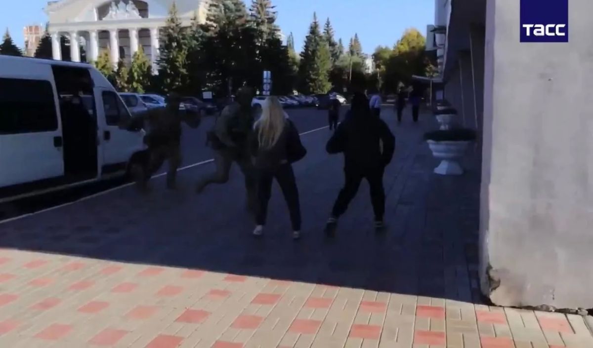 В следственном отделении УФСБ России по Марий Эл возбудили уголовное дело по признакам состава преступления, предусмотренного статьей 275 УК РФ (государственная измена) В следственном отделении УФСБ России по Марий Эл возбудили уголовное дело по признакам состава преступления, предусмотренного статьей 275 УК РФ (государственная измена)