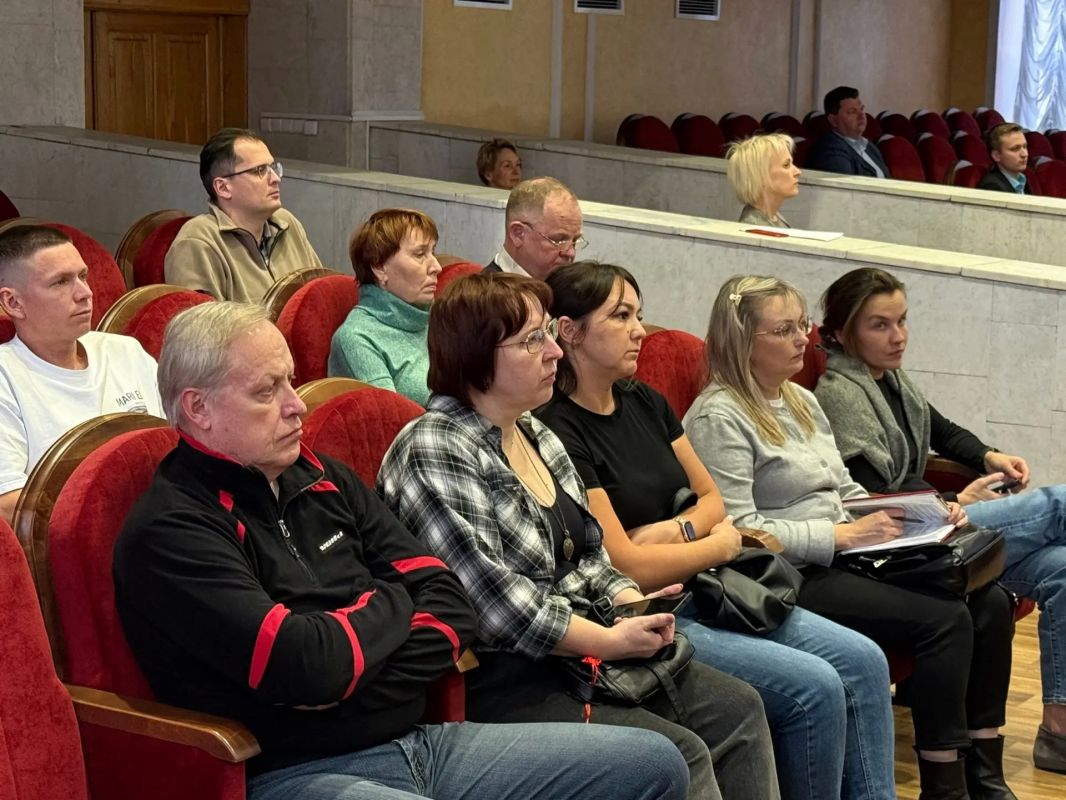 Антон Трудинов: Создаём новогоднее настроение вместе! Антон Трудинов: Создаём новогоднее настроение вместе!