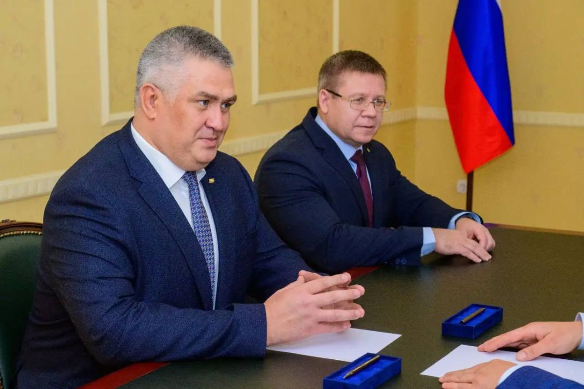Правительство Республики Марий Эл и банк ВТБ подписали соглашение о сотрудничестве по проекту «Цифровая среда» Правительство Республики Марий Эл и банк ВТБ подписали соглашение о сотрудничестве по проекту «Цифровая среда»