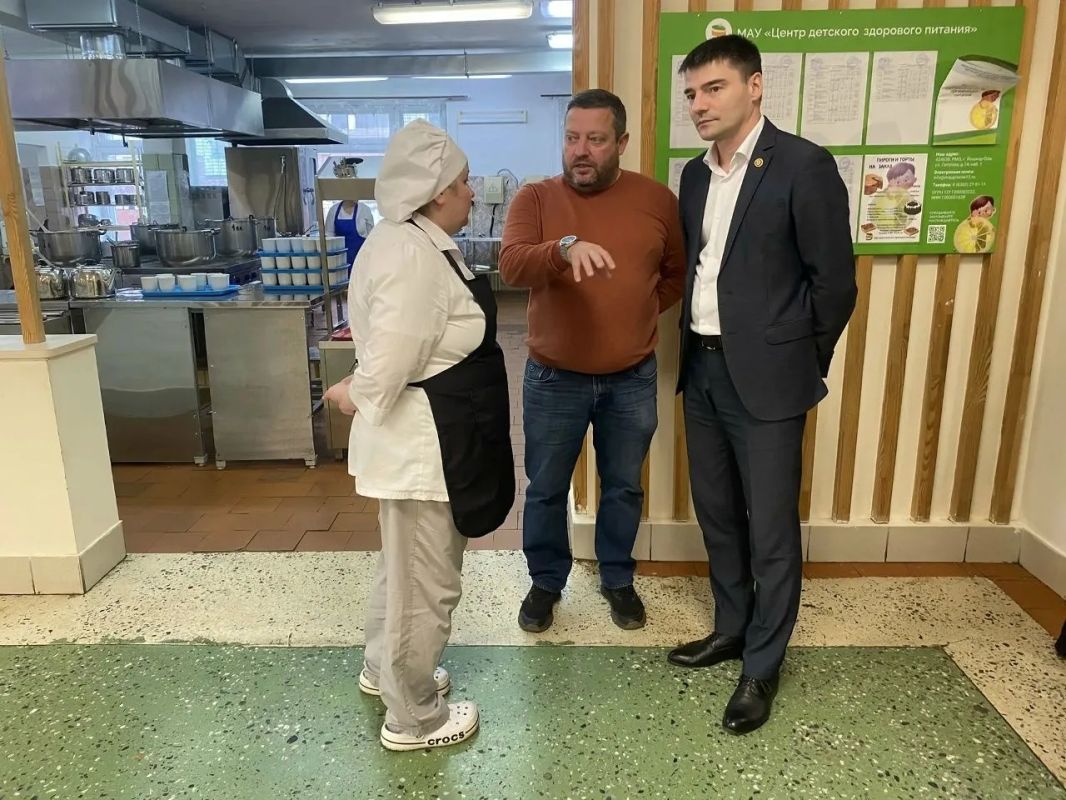 В Йошкар-Оле в школе № 29 в рамках проекта «Единой России» проверили организацию питания учащихся