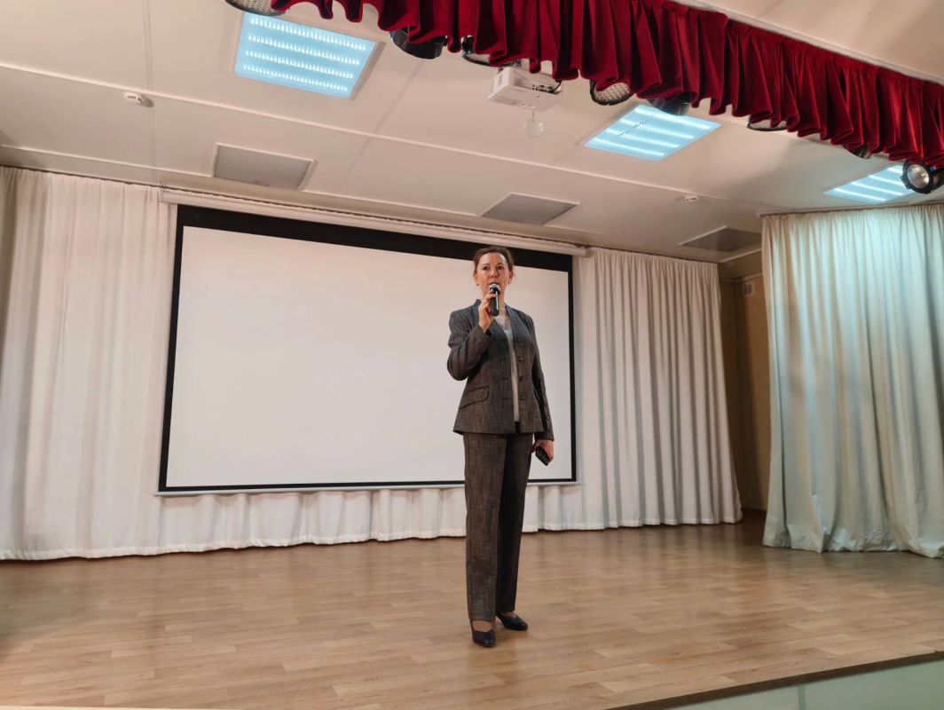 В селе Верх-Ушнур Советского района прошло торжественное мероприятие, посвященное Дню работника сельского хозяйства и перерабатывающей промышленности В селе Верх-Ушнур Советского района прошло торжественное мероприятие, посвященное Дню работника сельского хозяйства и перерабатывающей промышленности