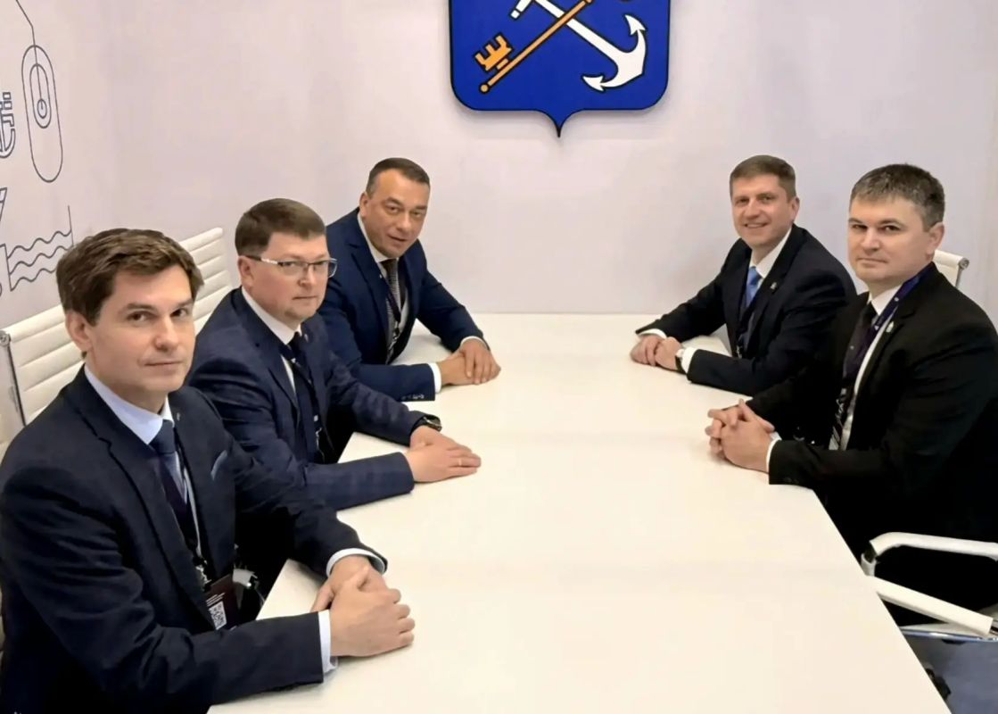 Владимир Халюзин принял участие в Координационном совете по промышленности Владимир Халюзин принял участие в Координационном совете по промышленности