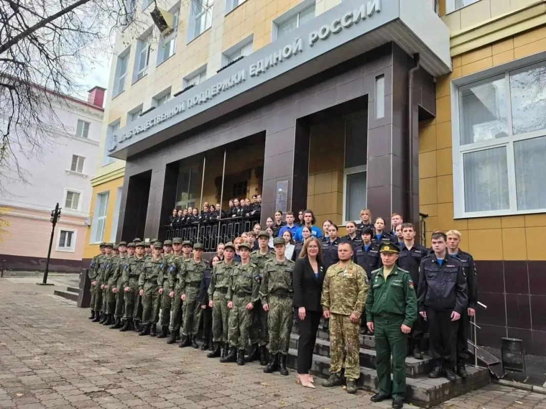В Йошкар-Оле стартовал новый сезон мастер-классов по изготовлению окопных свечей В Йошкар-Оле стартовал новый сезон мастер-классов по изготовлению окопных свечей