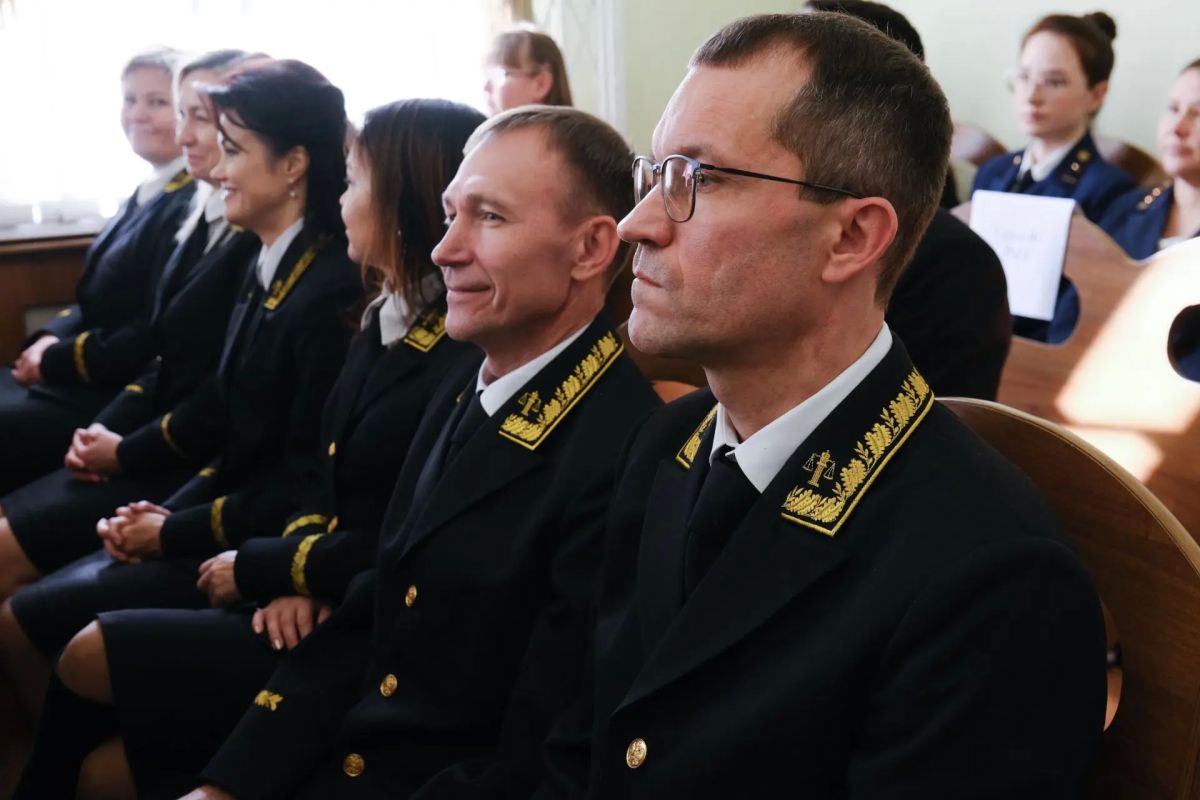 Сегодня состоялась официальная церемония вступления в должность Председателя Верховного Суда Республики Марий Эл Антона Остроумова Сегодня состоялась официальная церемония вступления в должность Председателя Верховного Суда Республики Марий Эл Антона Остроумова