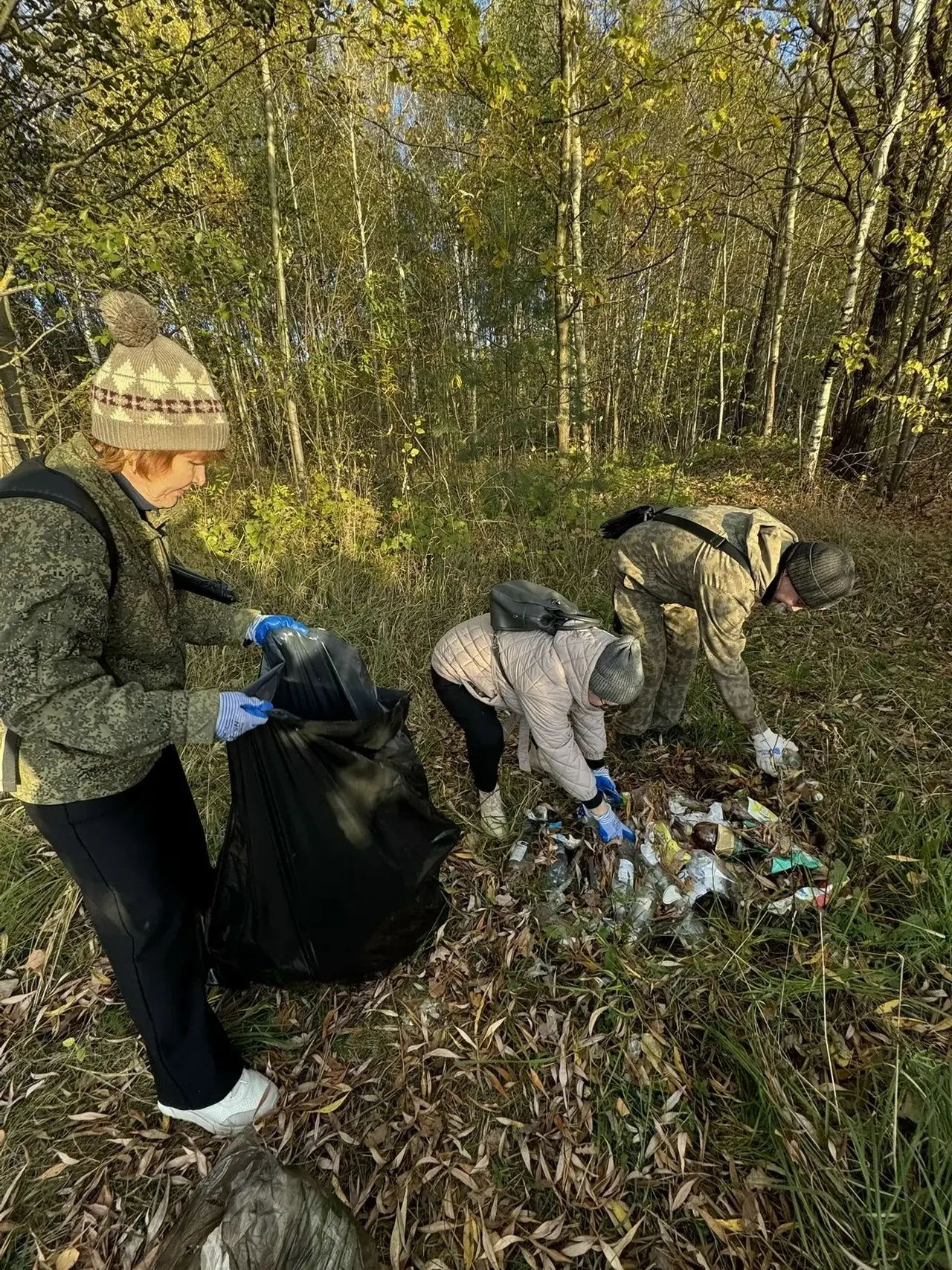 В Сосновой роще в Йошкар-Оле за два часа собрали шесть мешков мусора