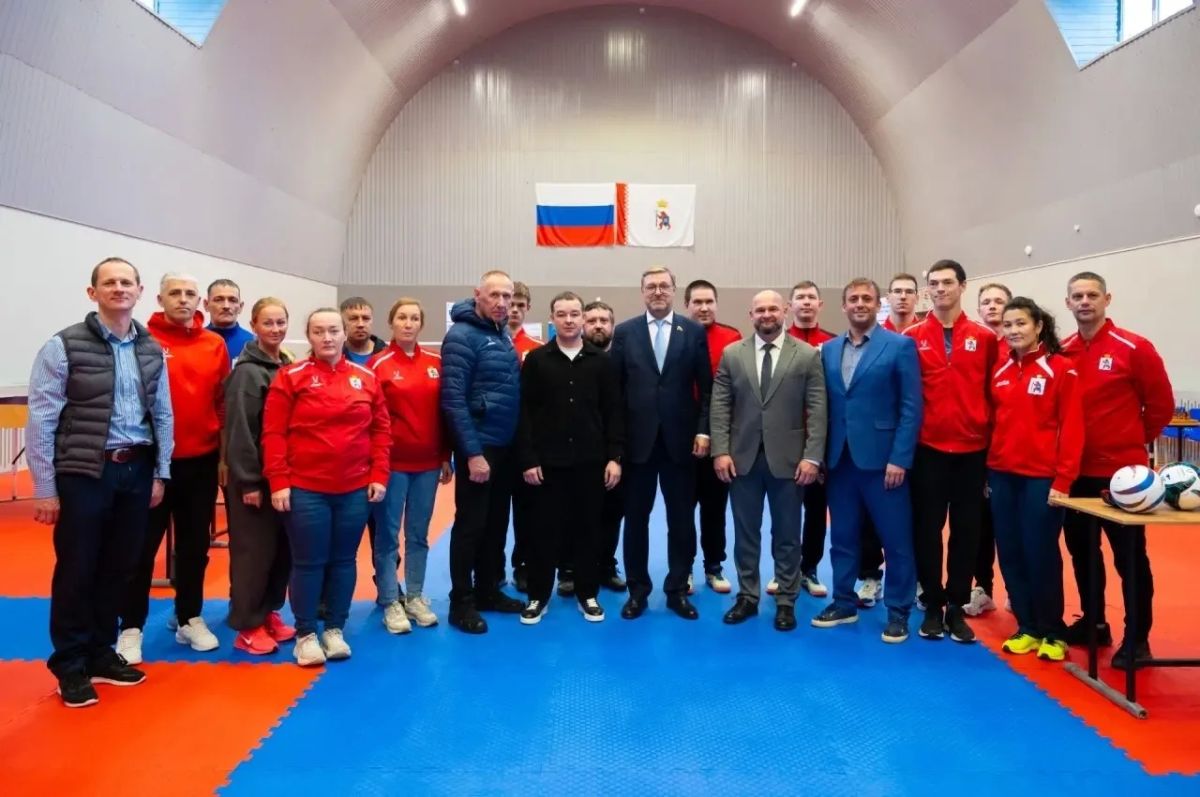 Демонстрационно-просветительский центр по адаптивному спорту в Йошкар-Оле посетил сенатор Константин Косачев Демонстрационно-просветительский центр по адаптивному спорту в Йошкар-Оле посетил сенатор Константин Косачев